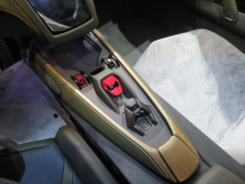 ＲＥＶＵＥＬＴＯ