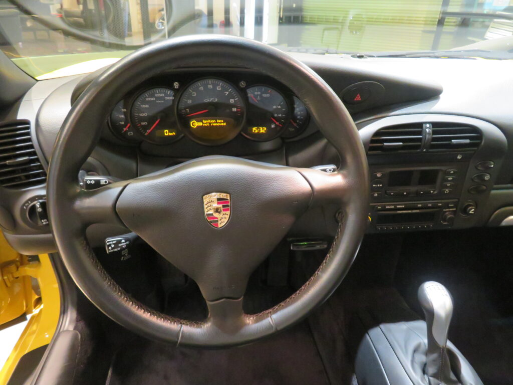 ９１１ ＧＴ３