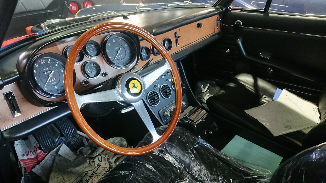 Ferrari 330GTC - 画像8