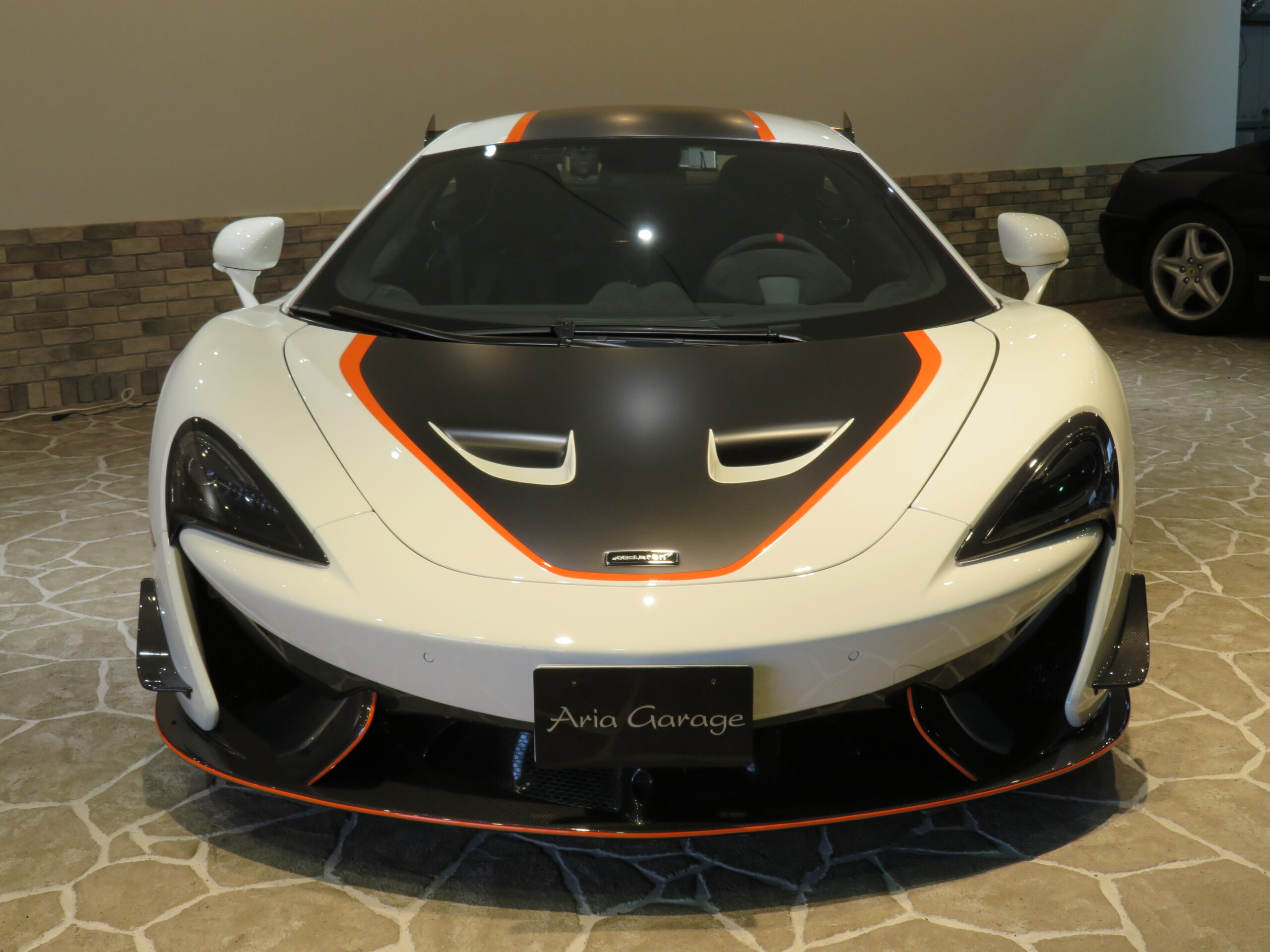 希少車　ＭｃＬａｒｅｎ　６２０Ｒ！！