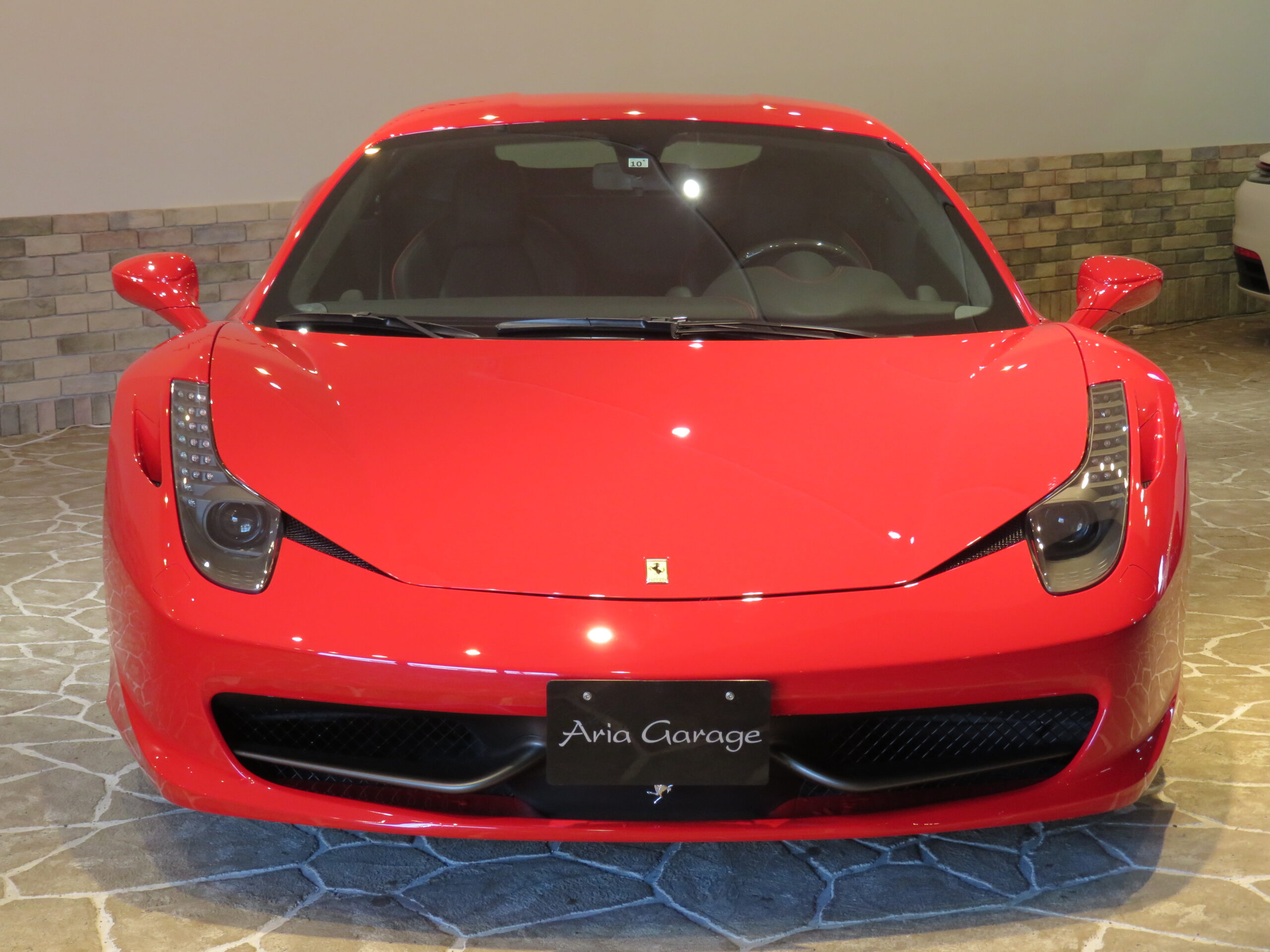 おすすめ車両！！低走行４５８イタリア