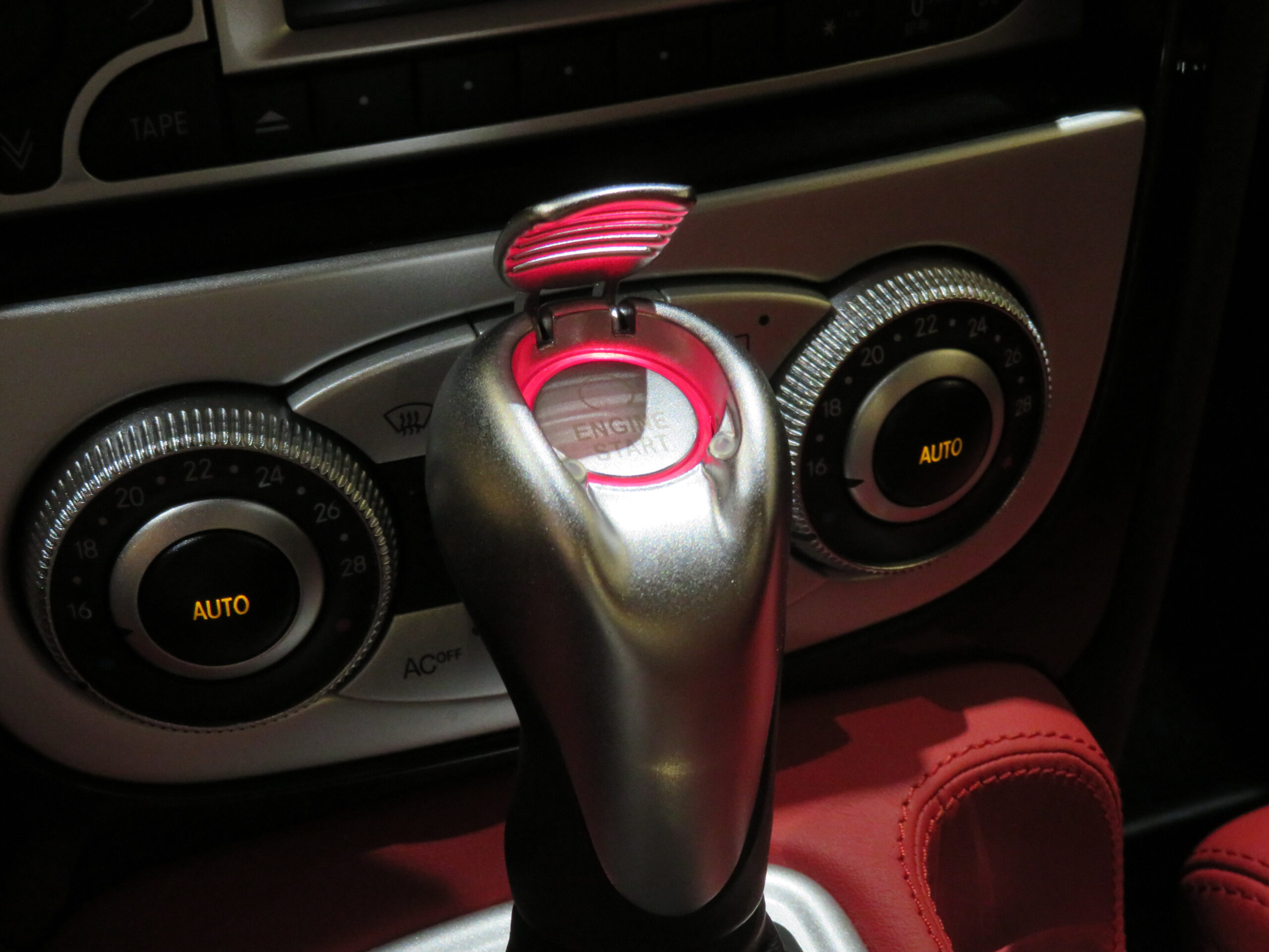 マッスルカーはいかがですか？