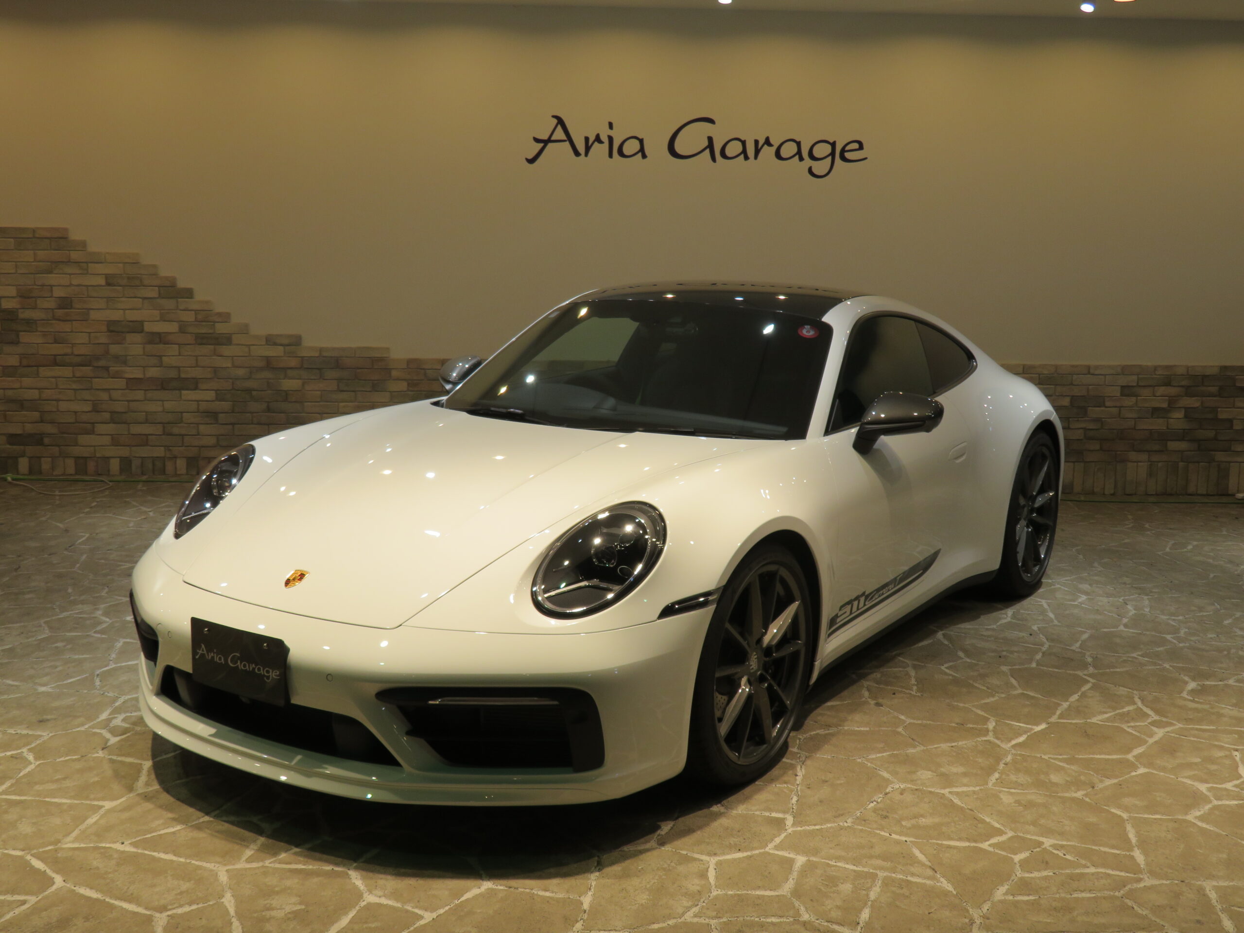 おすすめ車両！！　９１１カレラＴ