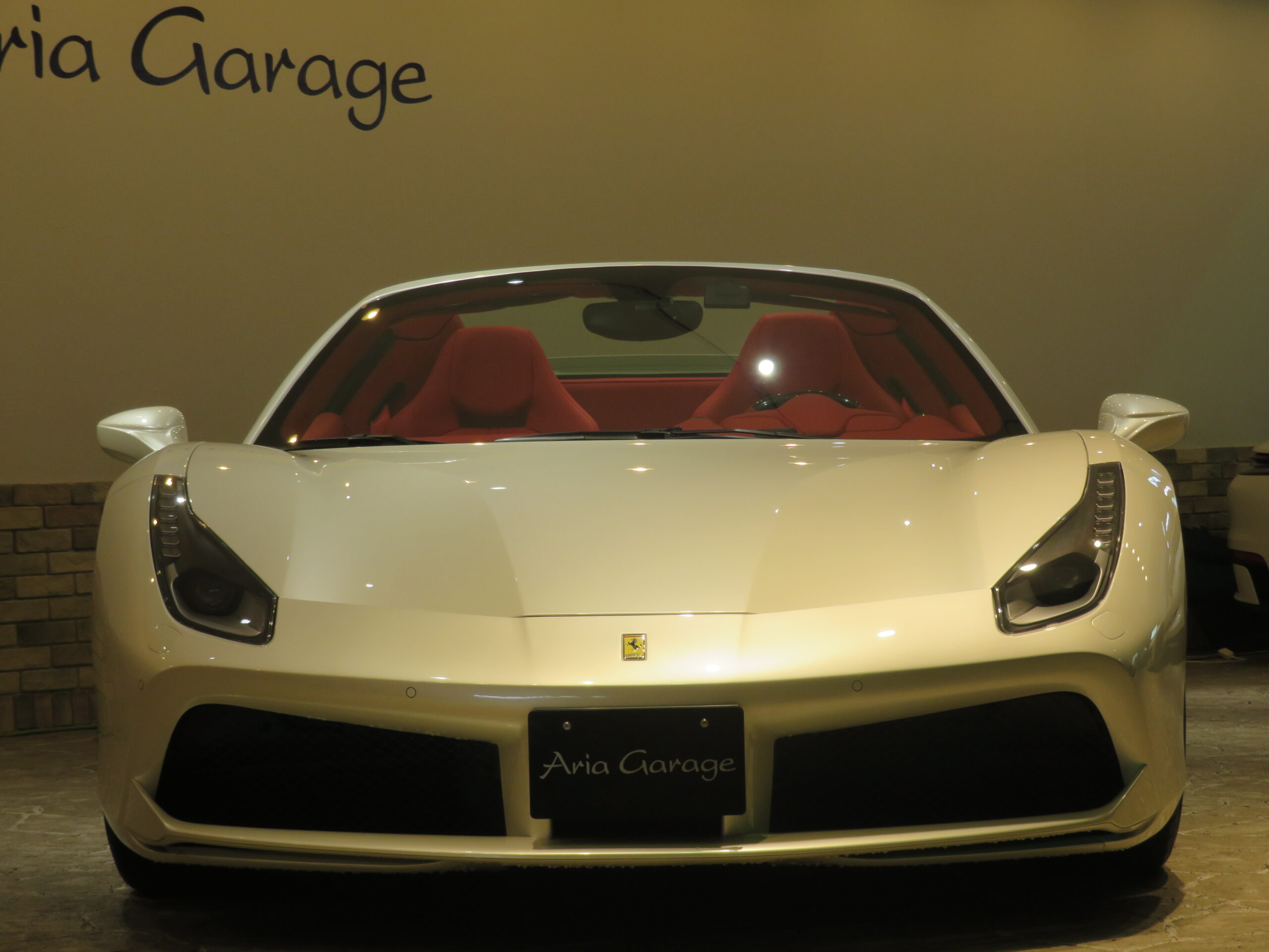 最新入庫情報！！４８８スパイダー