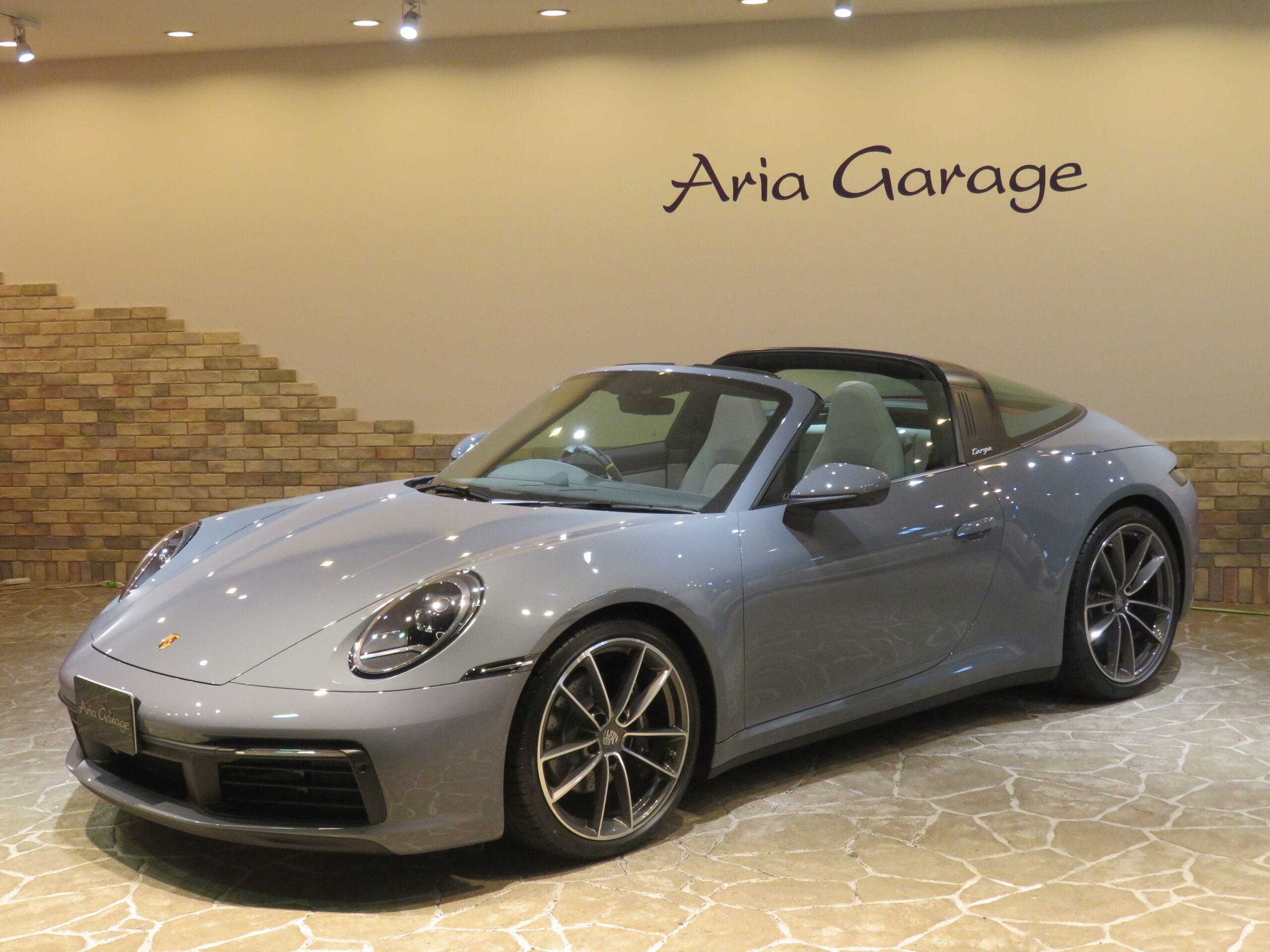 おすすめ車両！！９１１タルガ４