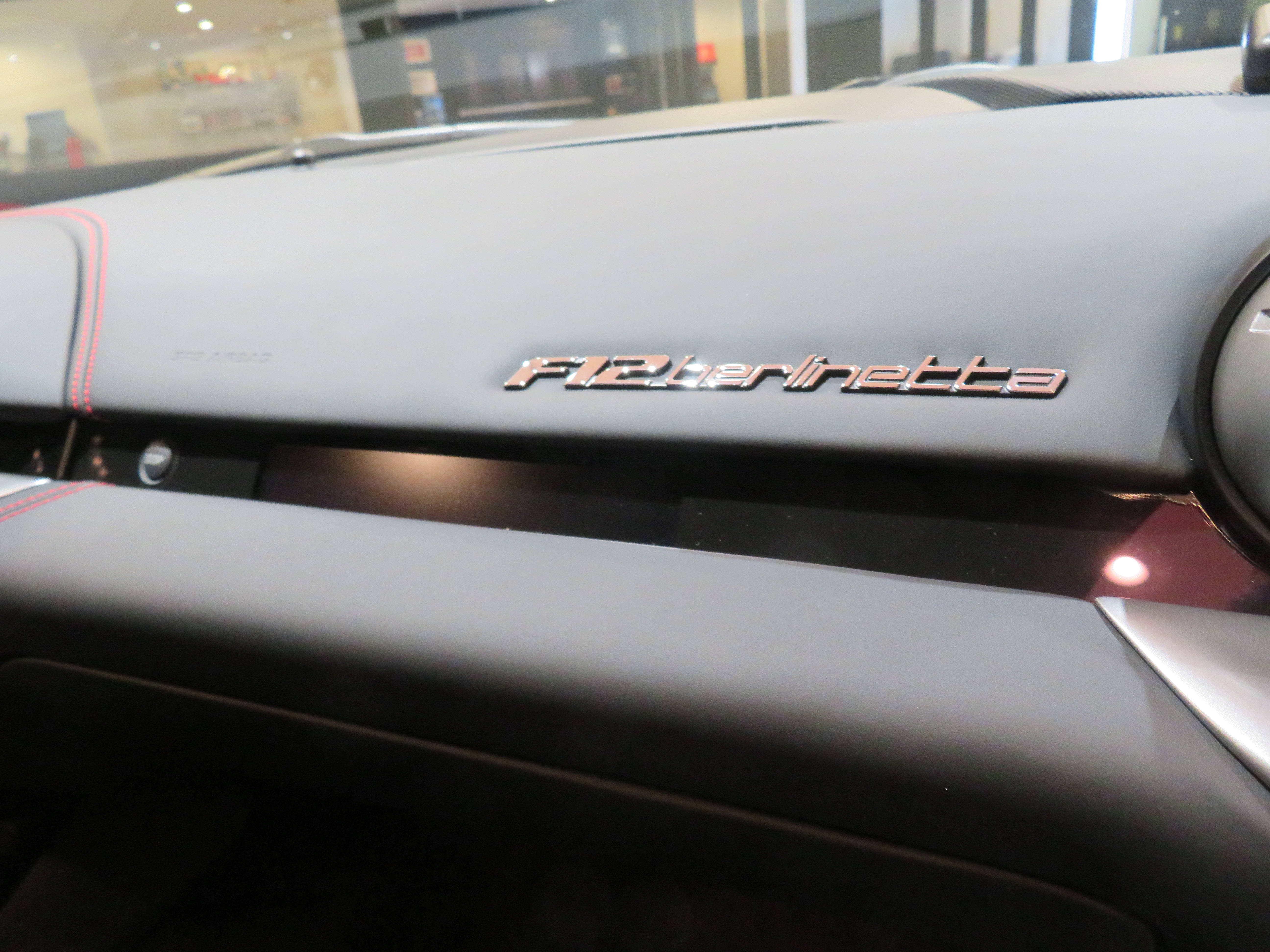Ｖ１２　ぜひ見比べてください！