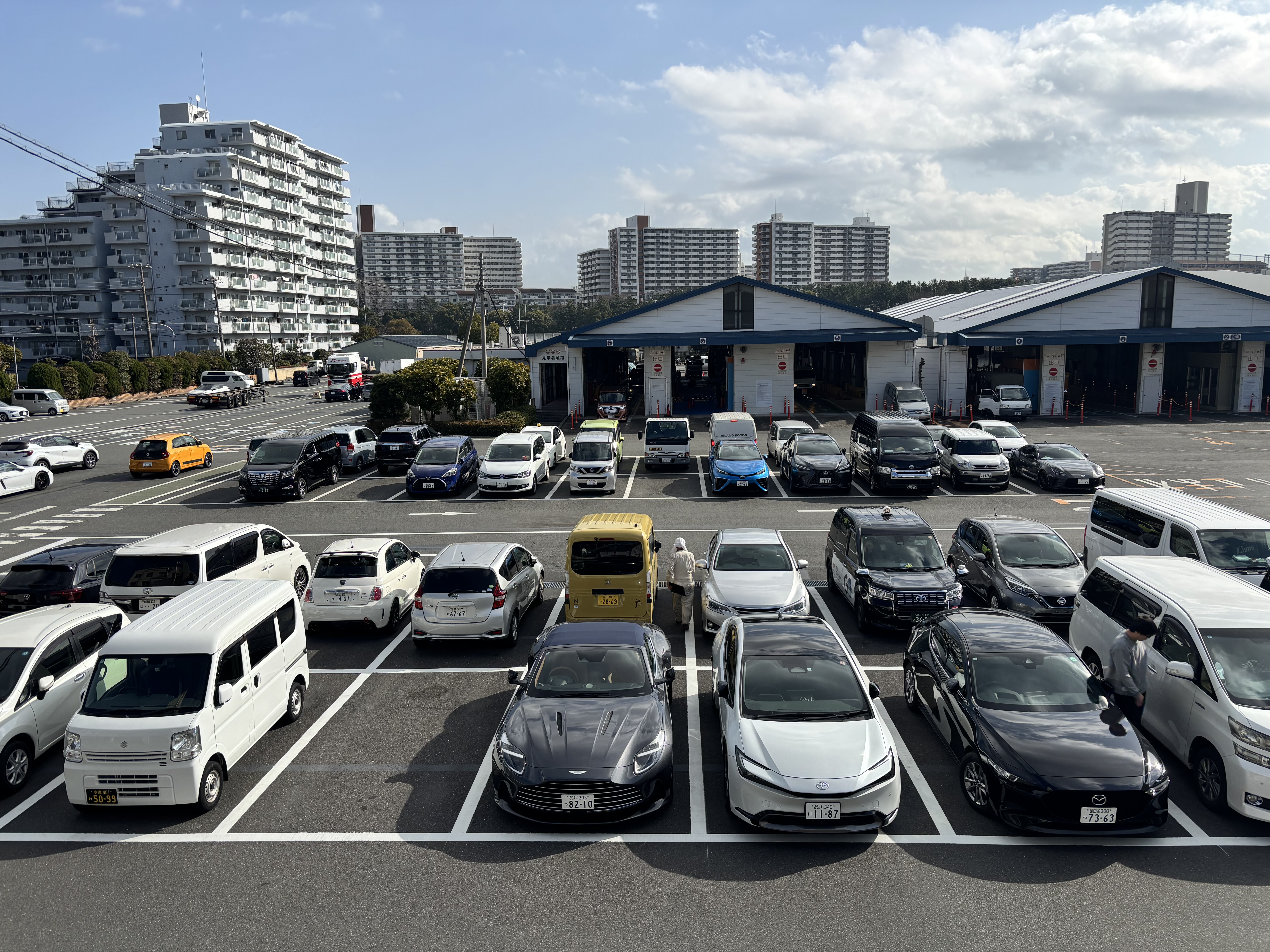今日は陸運局！